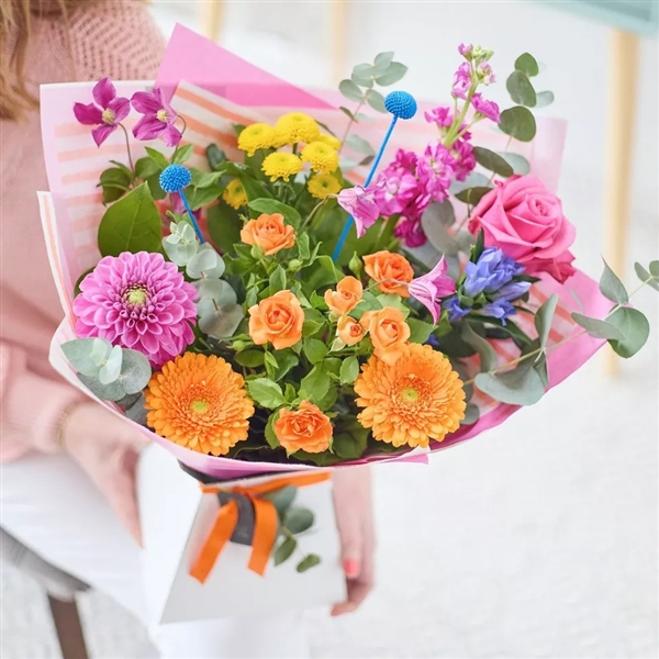 TRENDING WITHOUT LILIES